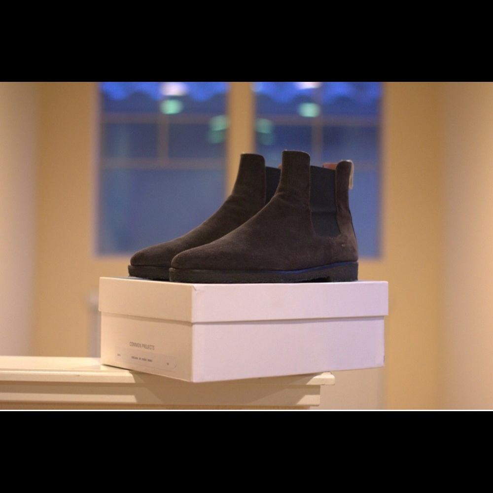 Common Projects Suede Chelsea Boots - Picture 5 of 8